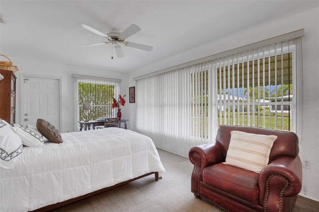 For Sale: $342,000 (2 beds, 2 baths, 1532 Square Feet)