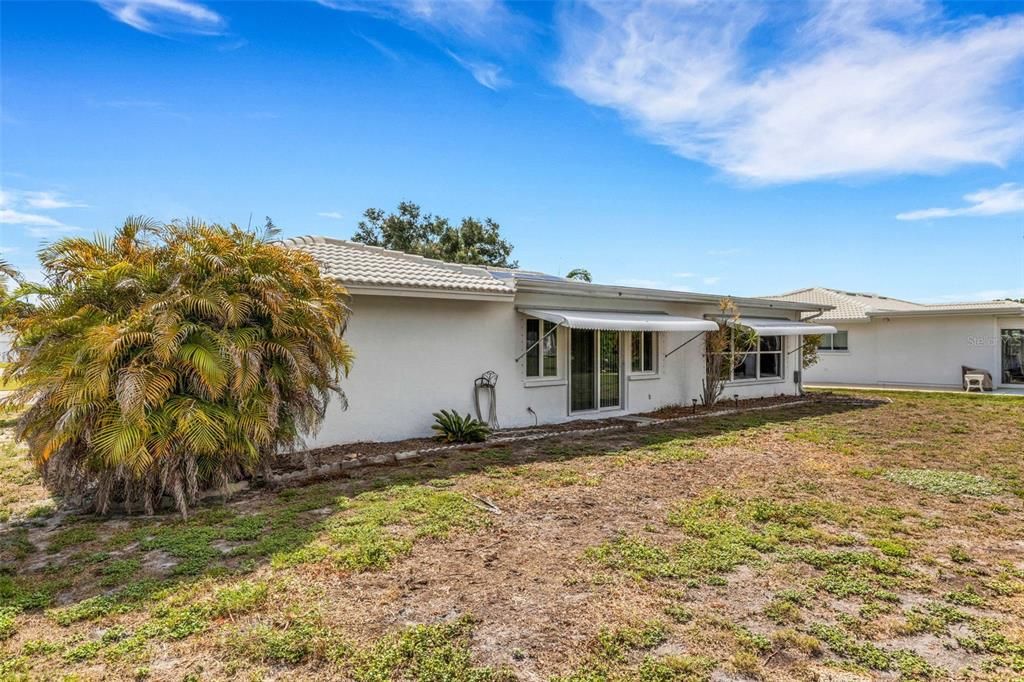 For Sale: $342,000 (2 beds, 2 baths, 1532 Square Feet)