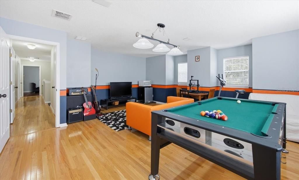 For Sale: $898,000 (4 beds, 3 baths, 3061 Square Feet)