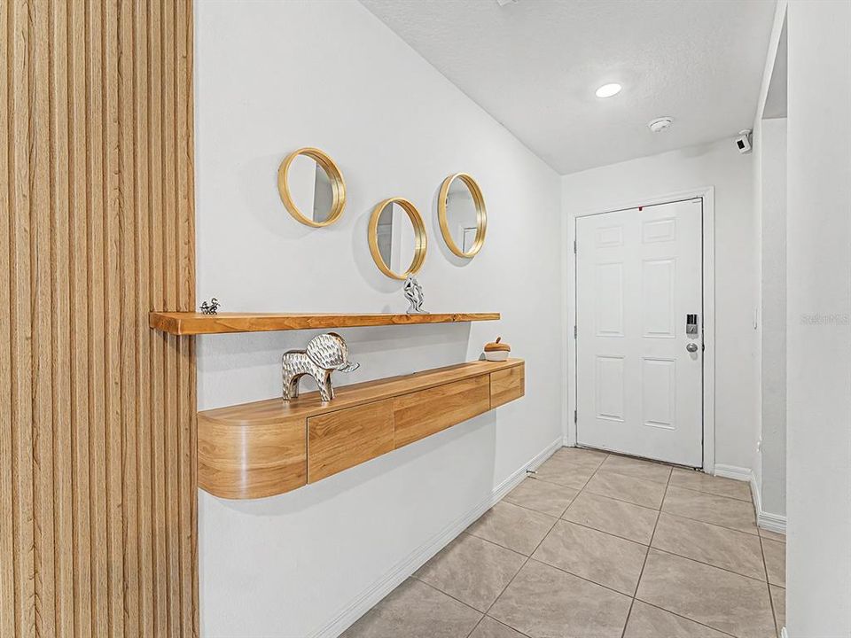 En Venta: $375,000 (4 camas, 3 baños, 2372 Pies cuadrados)