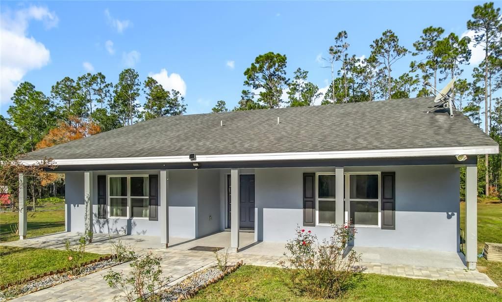 Active With Contract: $600,000 (3 beds, 3 baths, 1668 Square Feet)
