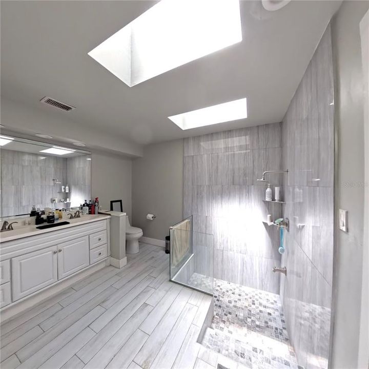 На продажу: $445,000 (3 спален, 2 ванн, 1905 Квадратных фут)