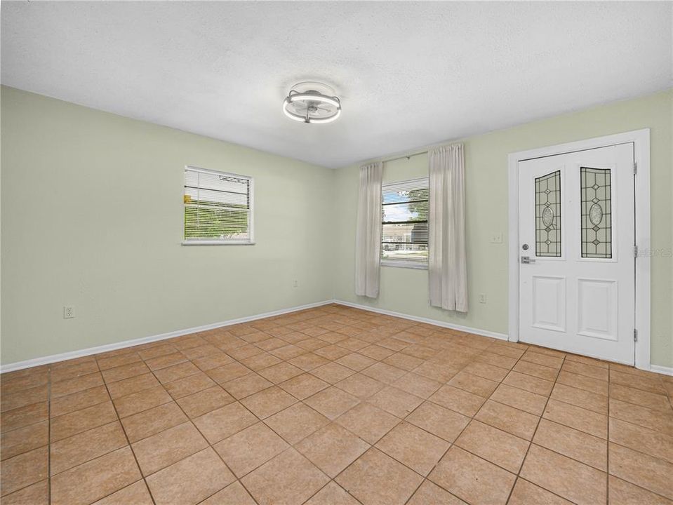 En Venta: $270,000 (3 camas, 1 baños, 1011 Pies cuadrados)