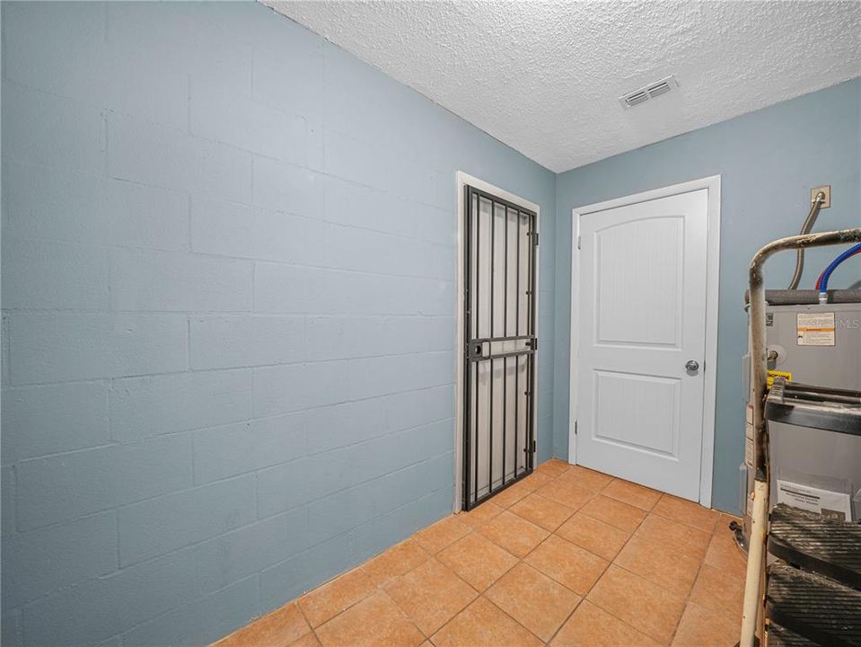 En Venta: $270,000 (3 camas, 1 baños, 1011 Pies cuadrados)