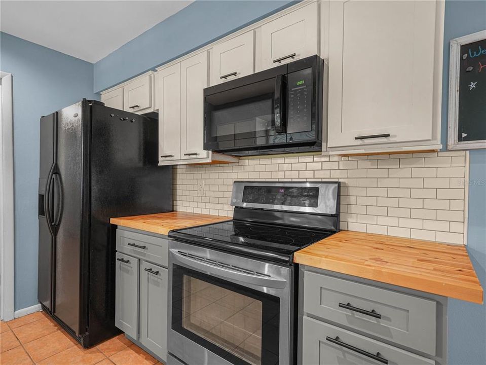 En Venta: $270,000 (3 camas, 1 baños, 1011 Pies cuadrados)