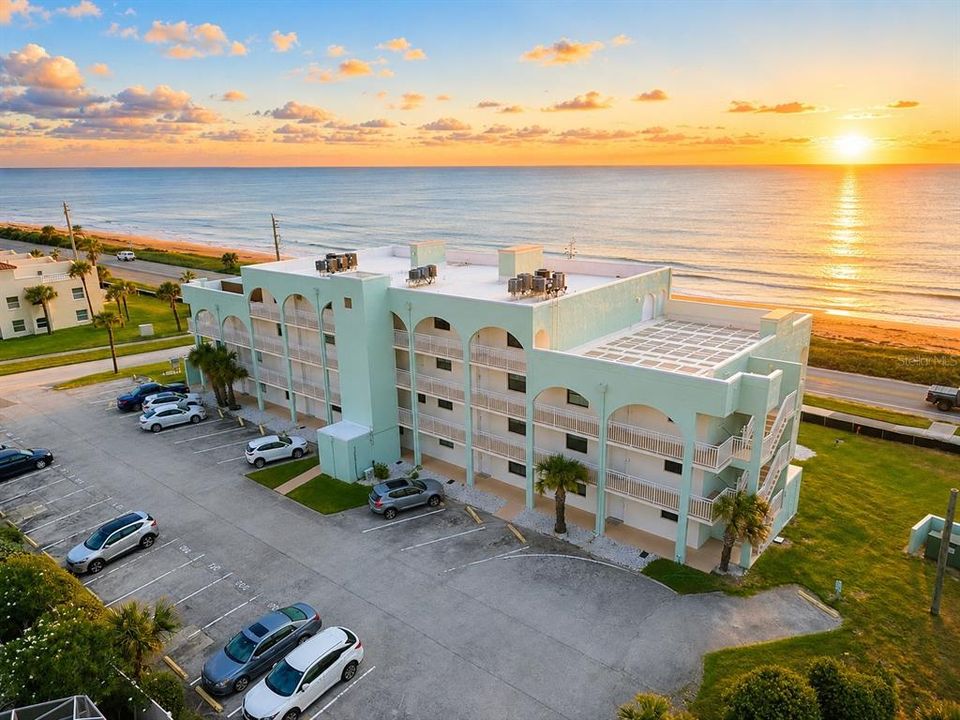 For Sale: $339,000 (2 beds, 2 baths, 1213 Square Feet)