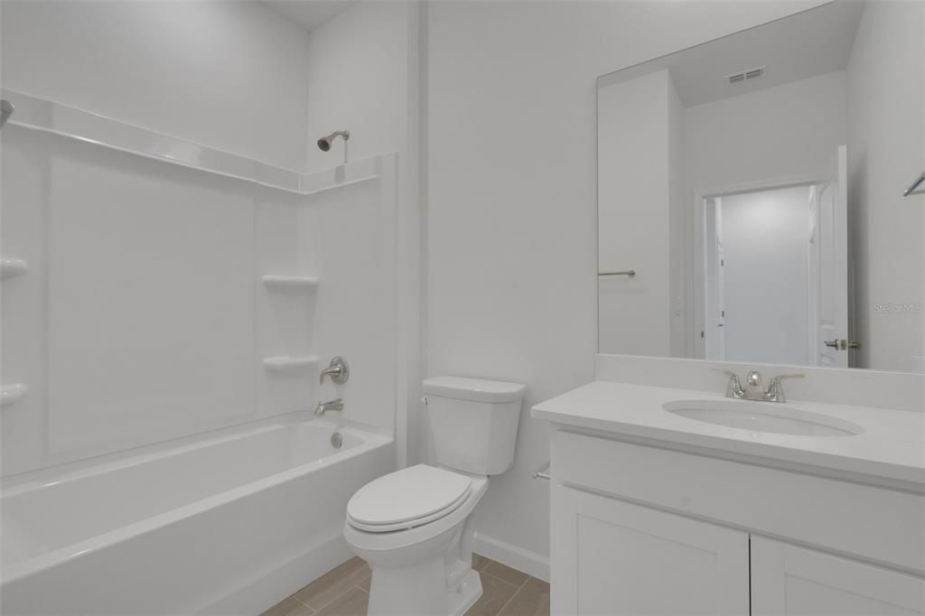 En Venta: $458,684 (4 camas, 2 baños, 2111 Pies cuadrados)