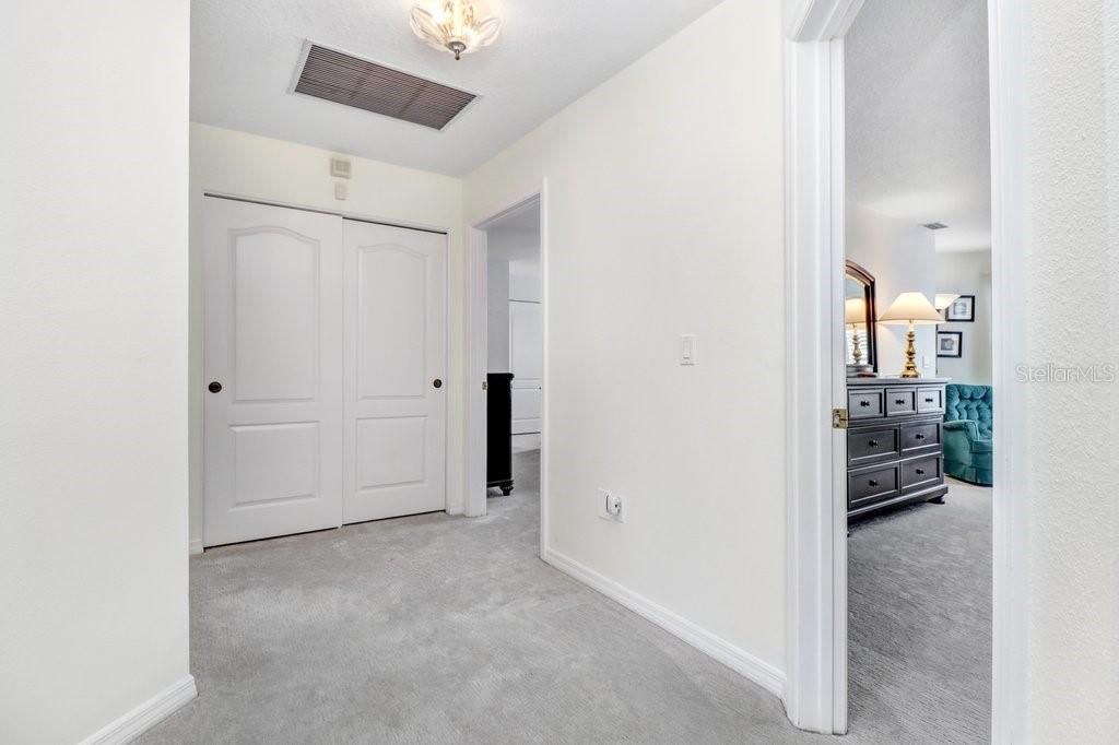 For Sale: $950,000 (4 beds, 4 baths, 3465 Square Feet)