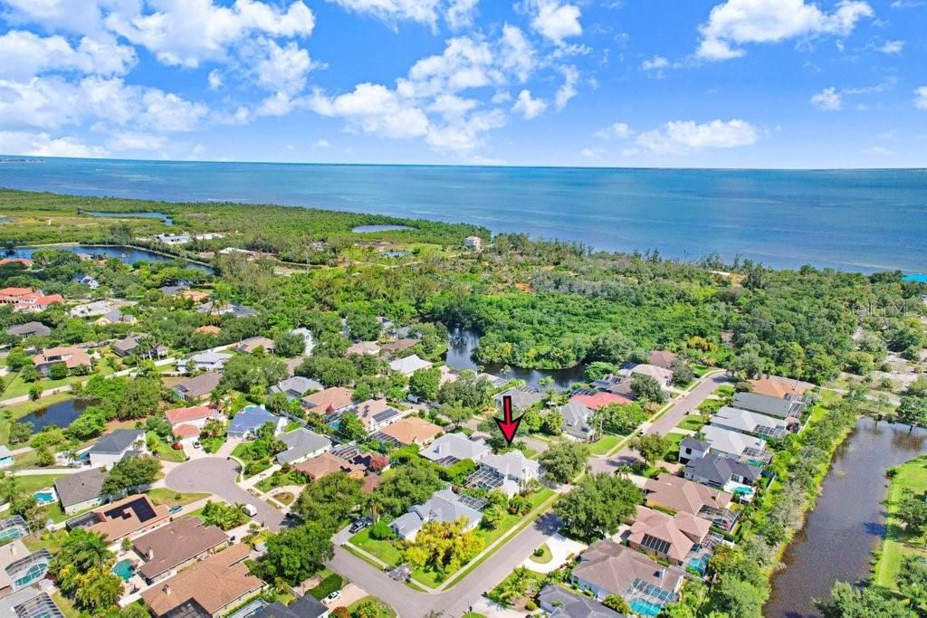 For Sale: $950,000 (4 beds, 4 baths, 3465 Square Feet)