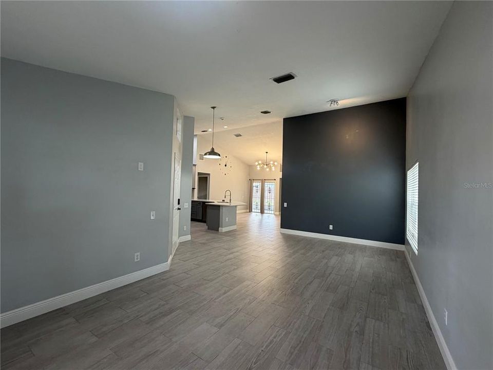 For Sale: $455,000 (3 beds, 2 baths, 1580 Square Feet)