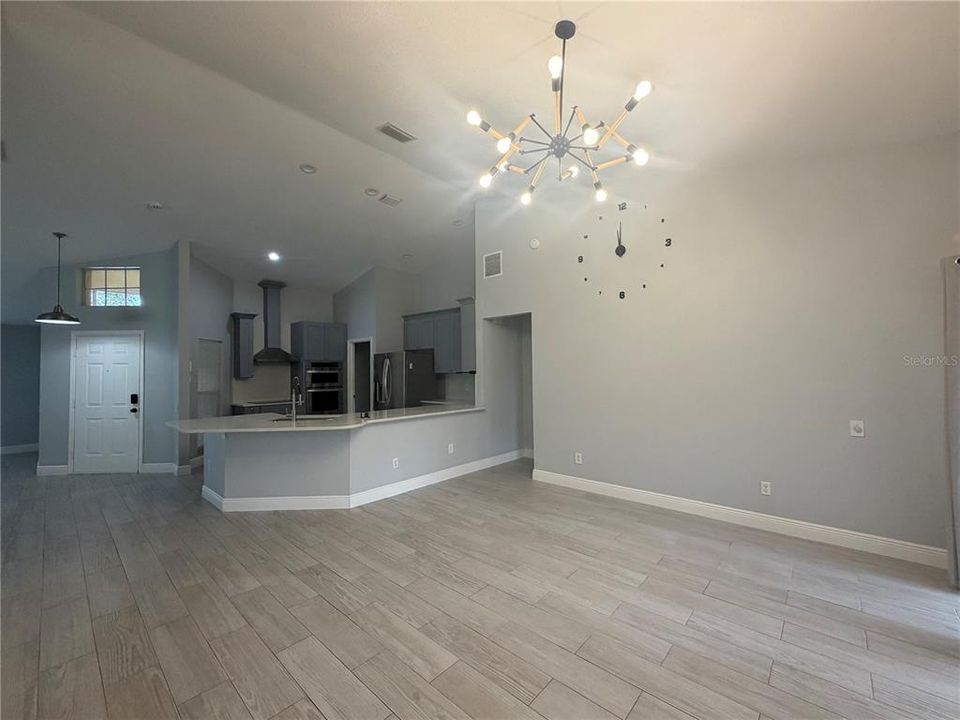 For Sale: $455,000 (3 beds, 2 baths, 1580 Square Feet)