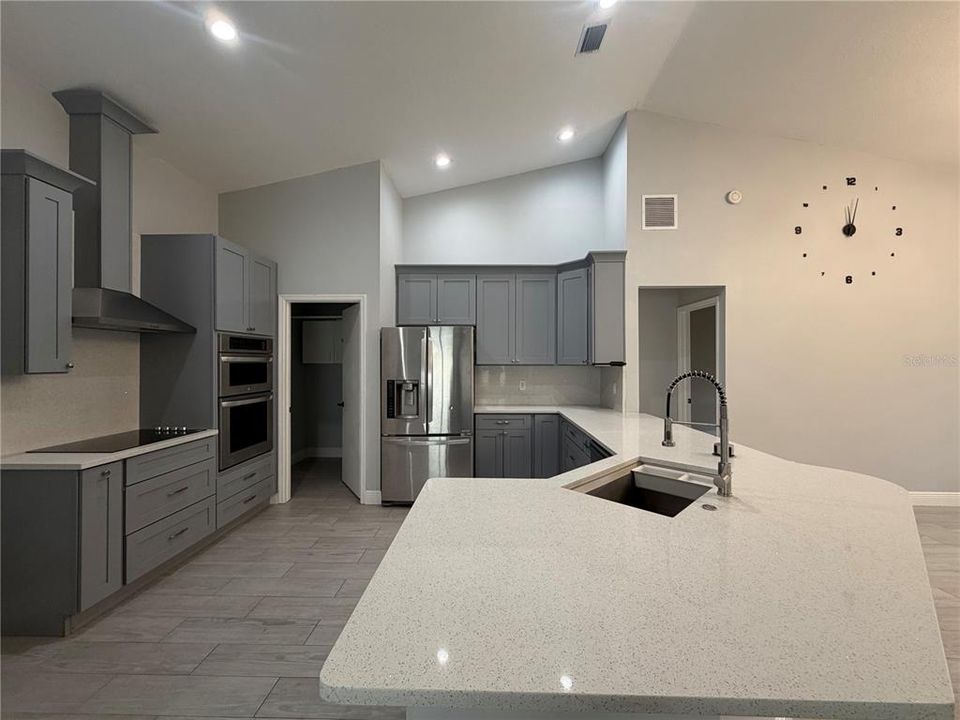 For Sale: $455,000 (3 beds, 2 baths, 1580 Square Feet)