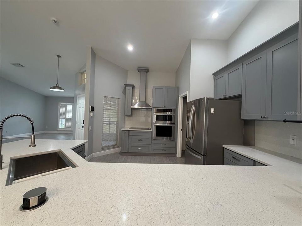 For Sale: $455,000 (3 beds, 2 baths, 1580 Square Feet)