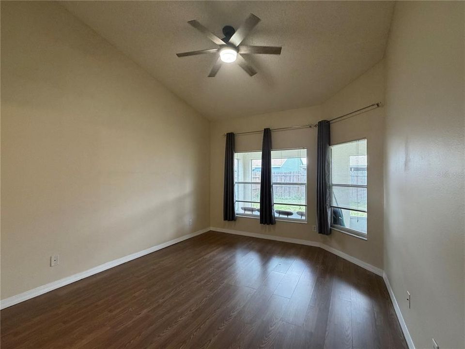 For Sale: $455,000 (3 beds, 2 baths, 1580 Square Feet)