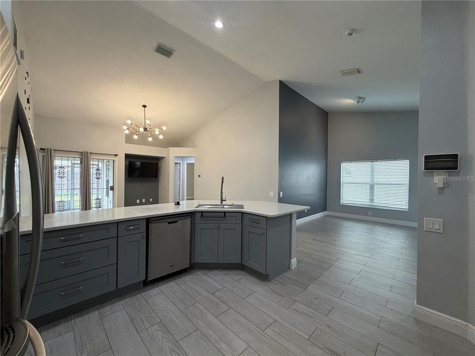 For Sale: $455,000 (3 beds, 2 baths, 1580 Square Feet)