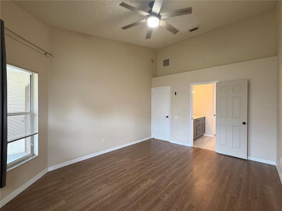 For Sale: $455,000 (3 beds, 2 baths, 1580 Square Feet)