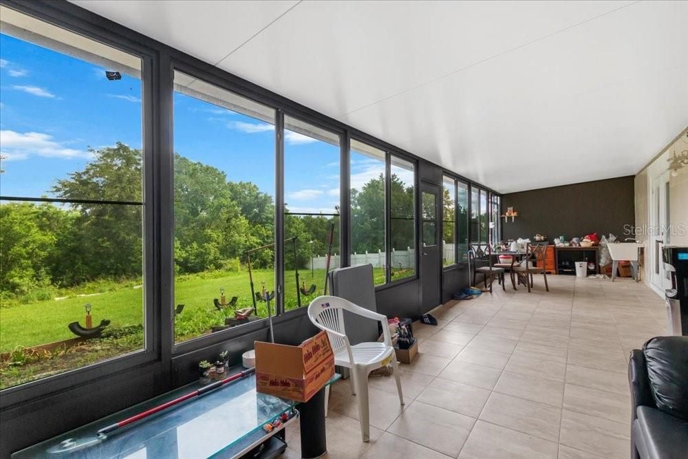 En Venta: $499,000 (4 camas, 2 baños, 2068 Pies cuadrados)