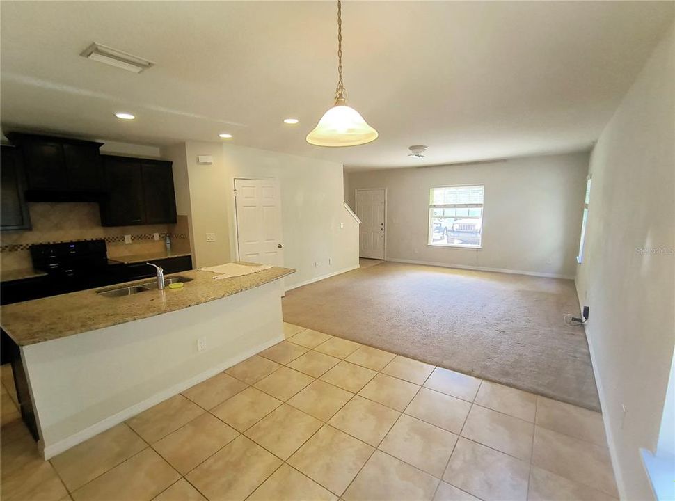 En Venta: $225,000 (2 camas, 2 baños, 1280 Pies cuadrados)