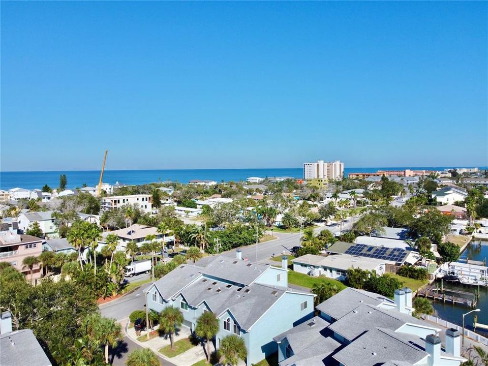 For Sale: $499,000 (3 beds, 2 baths, 1566 Square Feet)