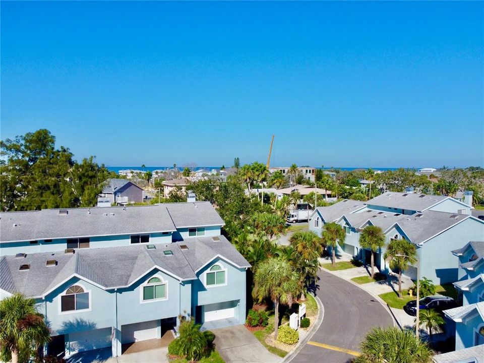 For Sale: $499,000 (3 beds, 2 baths, 1566 Square Feet)