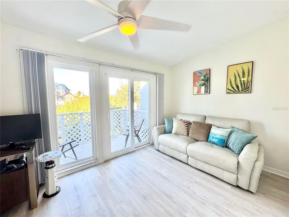 For Sale: $499,000 (3 beds, 2 baths, 1566 Square Feet)