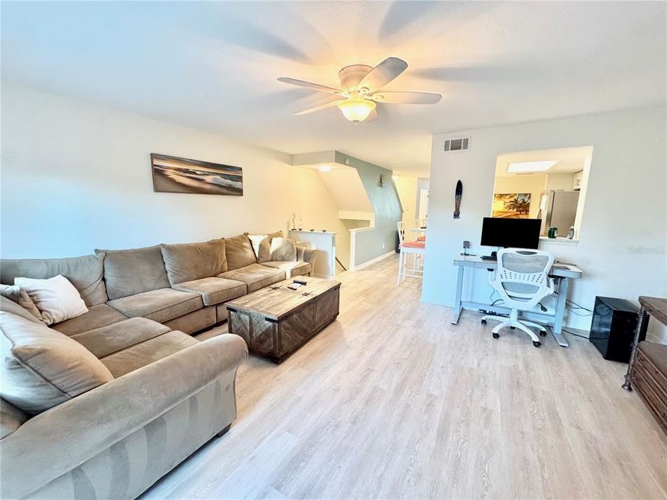 For Sale: $499,000 (3 beds, 2 baths, 1566 Square Feet)