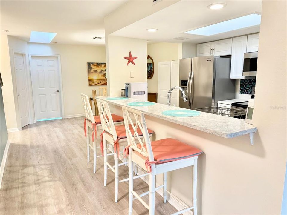 For Sale: $499,000 (3 beds, 2 baths, 1566 Square Feet)