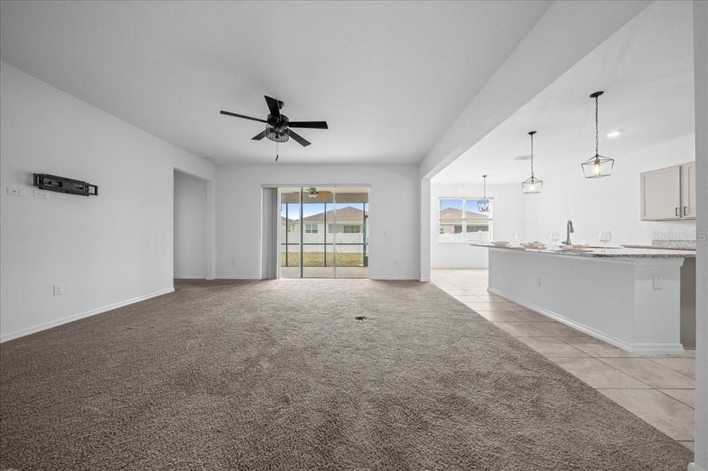 For Sale: $399,000 (3 beds, 2 baths, 2217 Square Feet)