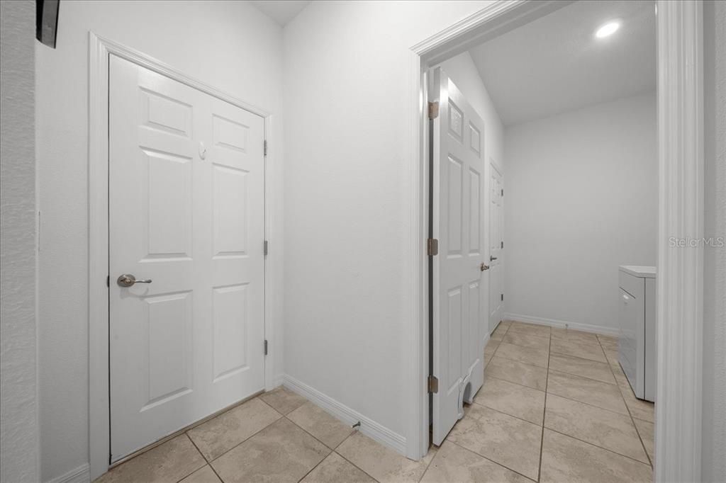 For Sale: $399,000 (3 beds, 2 baths, 2217 Square Feet)