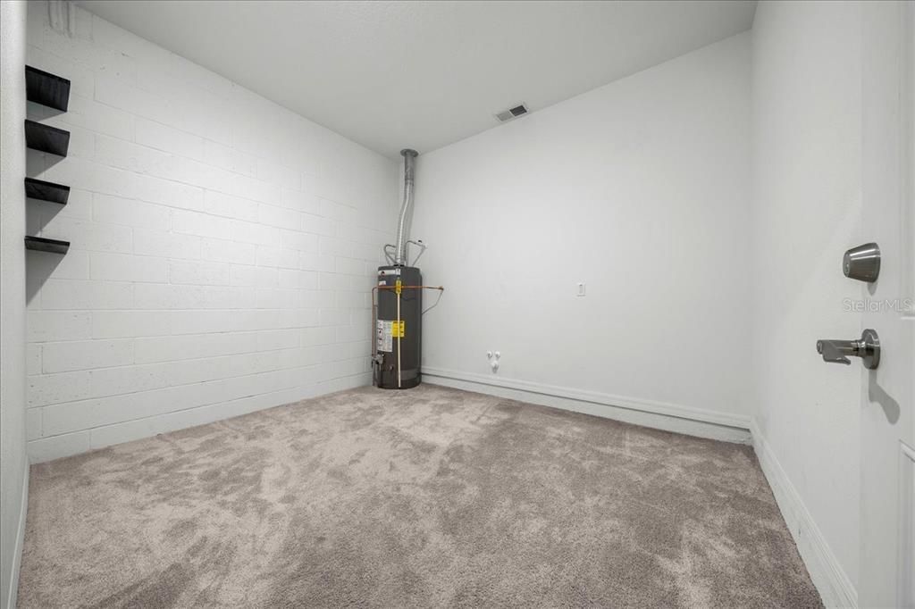 For Sale: $399,000 (3 beds, 2 baths, 2217 Square Feet)