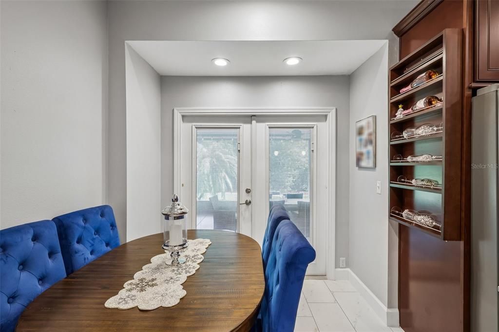 For Sale: $374,999 (3 beds, 2 baths, 1225 Square Feet)