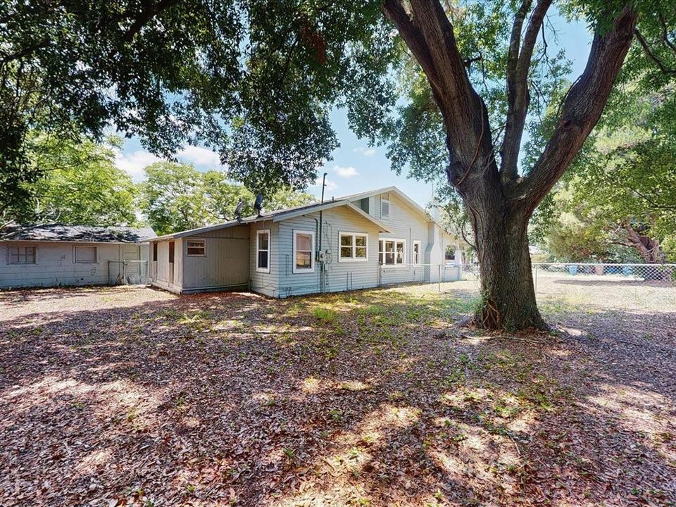 For Sale: $295,000 (4 beds, 2 baths, 1832 Square Feet)