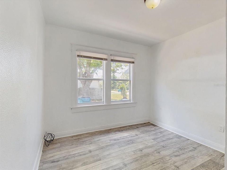 For Sale: $295,000 (4 beds, 2 baths, 1832 Square Feet)