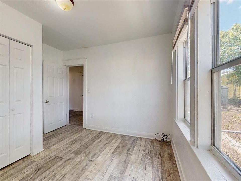 For Sale: $295,000 (4 beds, 2 baths, 1832 Square Feet)