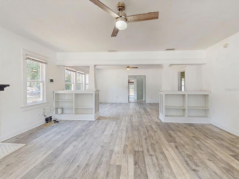 For Sale: $295,000 (4 beds, 2 baths, 1832 Square Feet)