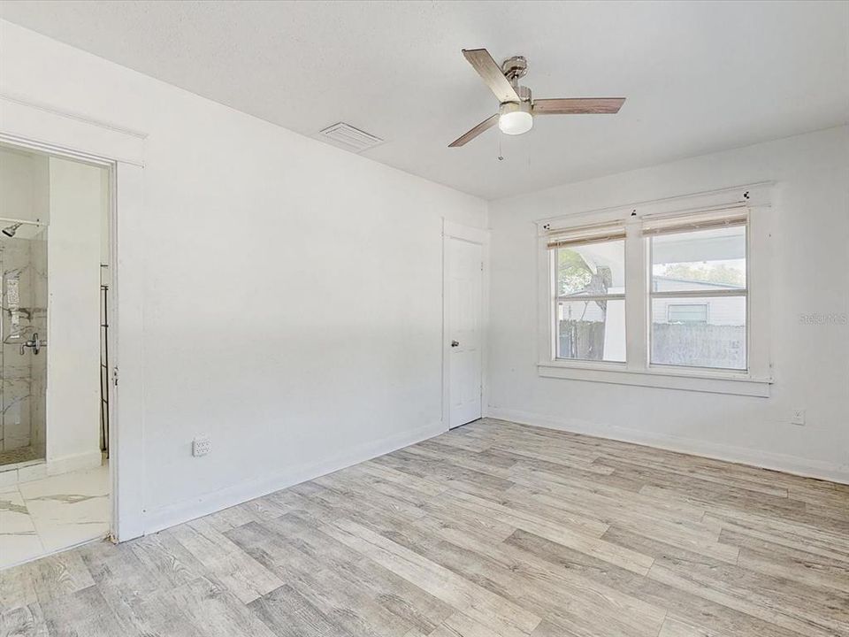 For Sale: $295,000 (4 beds, 2 baths, 1832 Square Feet)