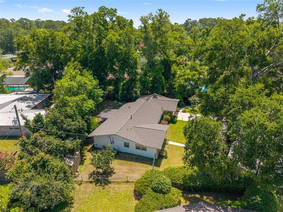 For Sale: $349,900 (4 beds, 3 baths, 2070 Square Feet)