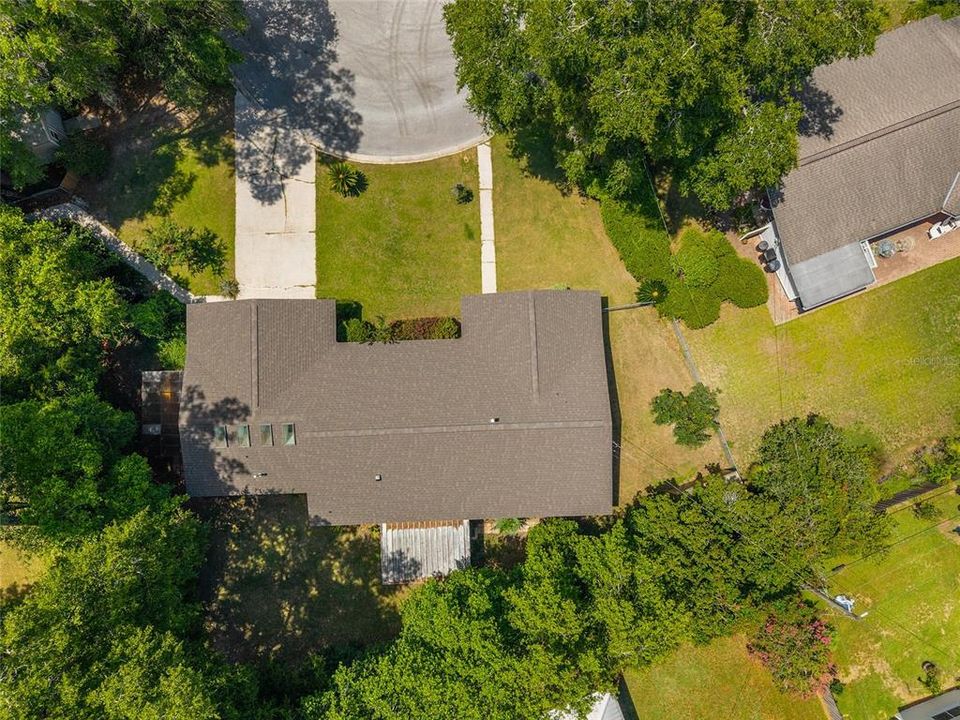 For Sale: $349,900 (4 beds, 3 baths, 2070 Square Feet)