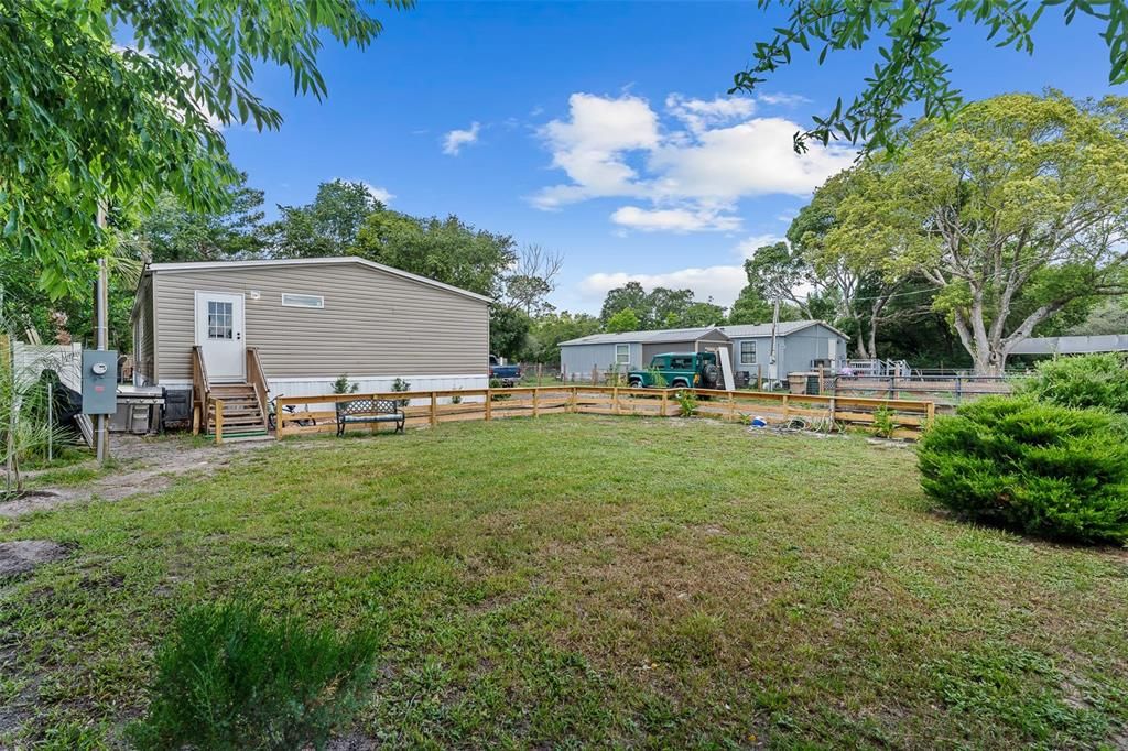 For Sale: $334,900 (5 beds, 3 baths, 1920 Square Feet)