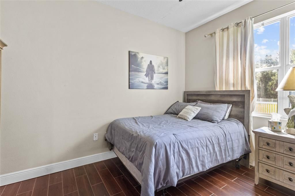 En Venta: $550,000 (3 camas, 2 baños, 1996 Pies cuadrados)