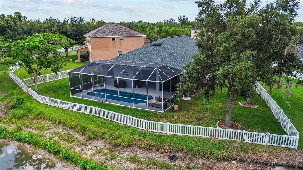 En Venta: $550,000 (3 camas, 2 baños, 1996 Pies cuadrados)