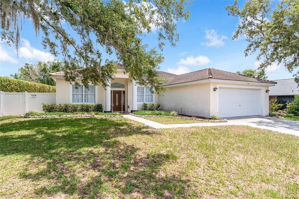 For Sale: $280,000 (3 beds, 2 baths, 1334 Square Feet)