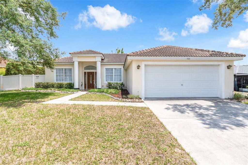 For Sale: $280,000 (3 beds, 2 baths, 1334 Square Feet)