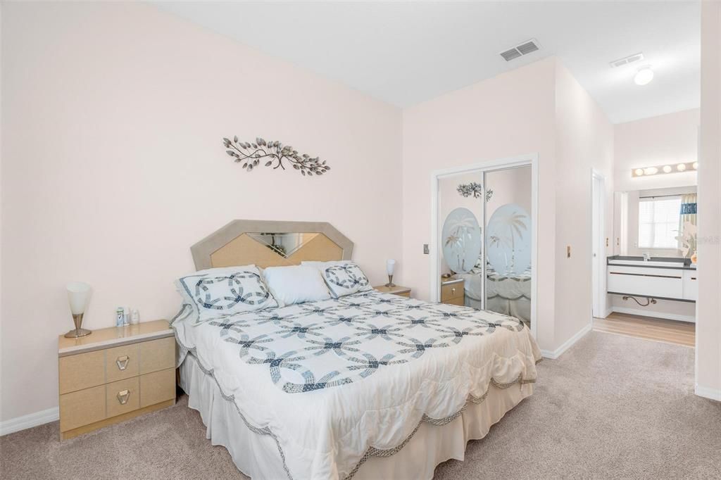 For Sale: $280,000 (3 beds, 2 baths, 1334 Square Feet)