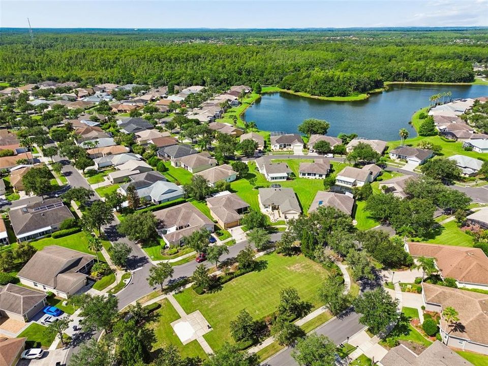 На продажу: $296,000 (2 спален, 2 ванн, 1489 Квадратных фут)