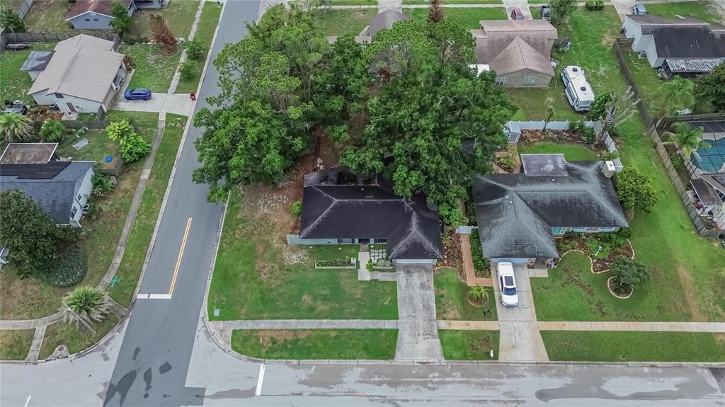 For Sale: $345,000 (4 beds, 2 baths, 1907 Square Feet)