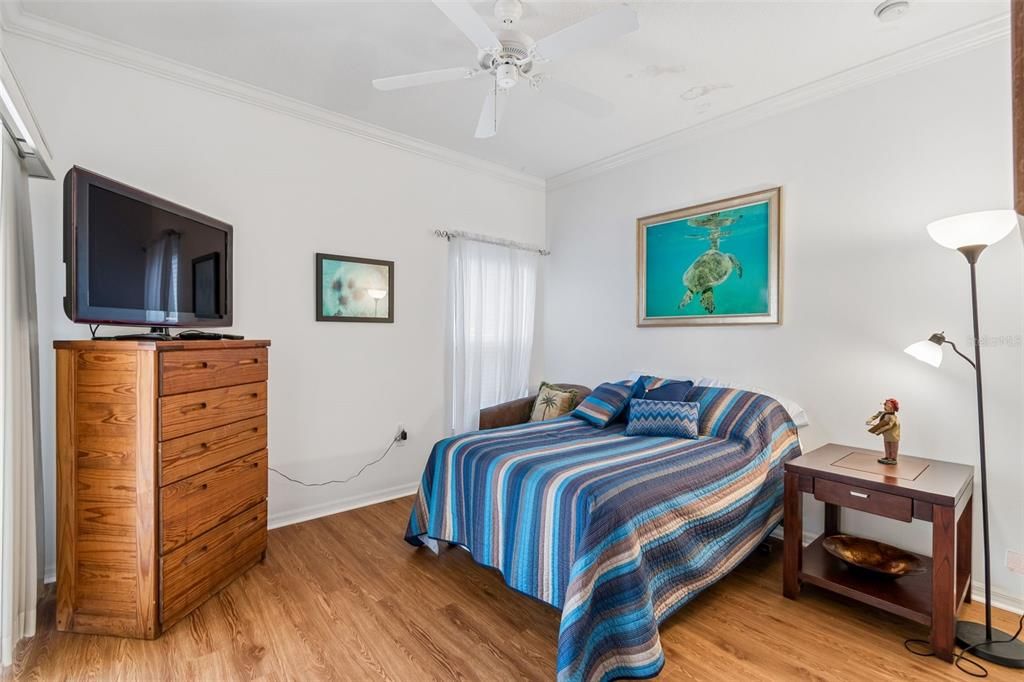 待售: $357,000 (3 贝兹, 2 浴室, 1828 平方英尺)