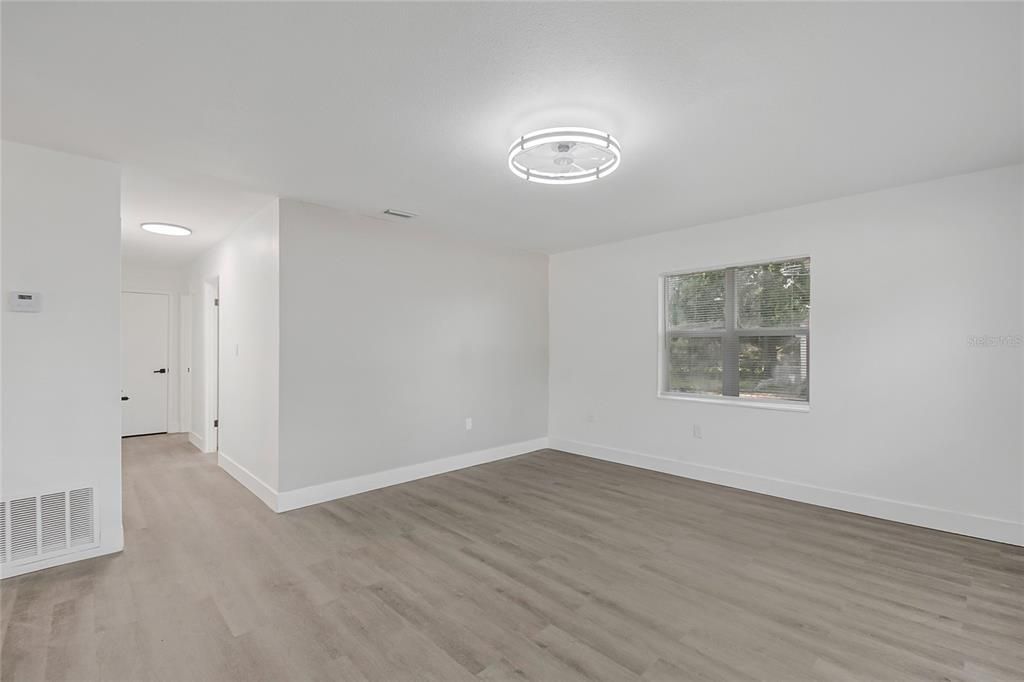 En Venta: $226,600 (3 camas, 1 baños, 1253 Pies cuadrados)