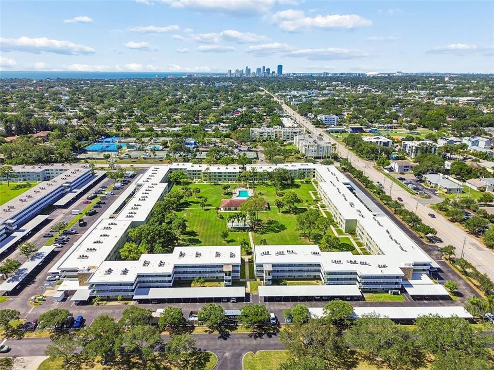На продажу: $135,000 (1 спален, 1 ванн, 925 Квадратных фут)