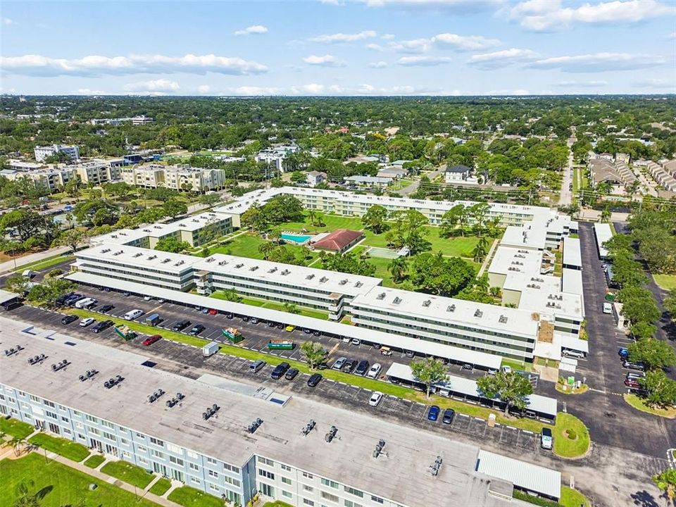 На продажу: $135,000 (1 спален, 1 ванн, 925 Квадратных фут)